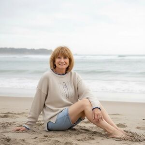 Soho & Stella cream with blue fish graphic knit sweater M coastal novelty NWT